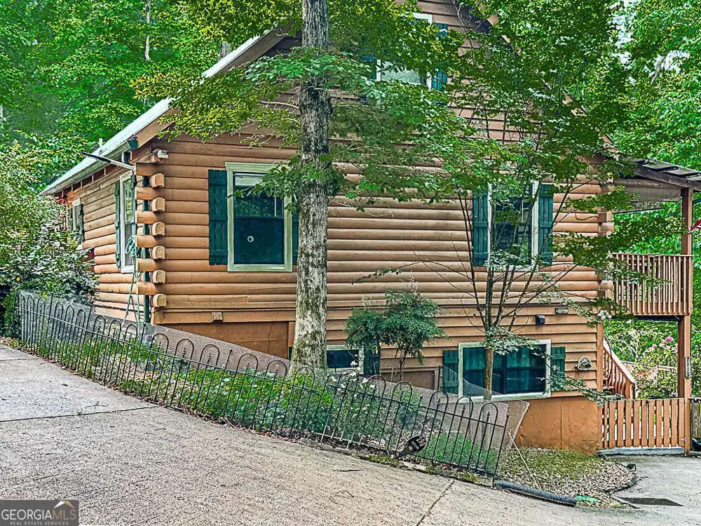 290 Ruby LN Ellijay, GA 30540