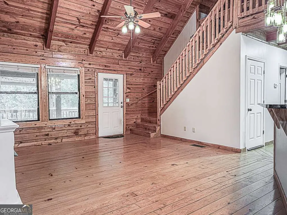 290 Ruby LN Ellijay, GA 30540