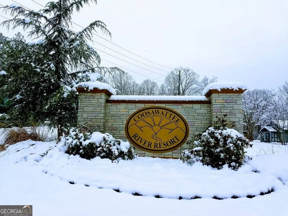 290 Ruby LN Ellijay, GA 30540
