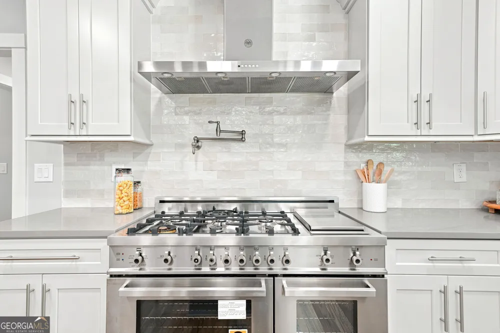 265 Carriage Station CIR Roswell, GA 30075