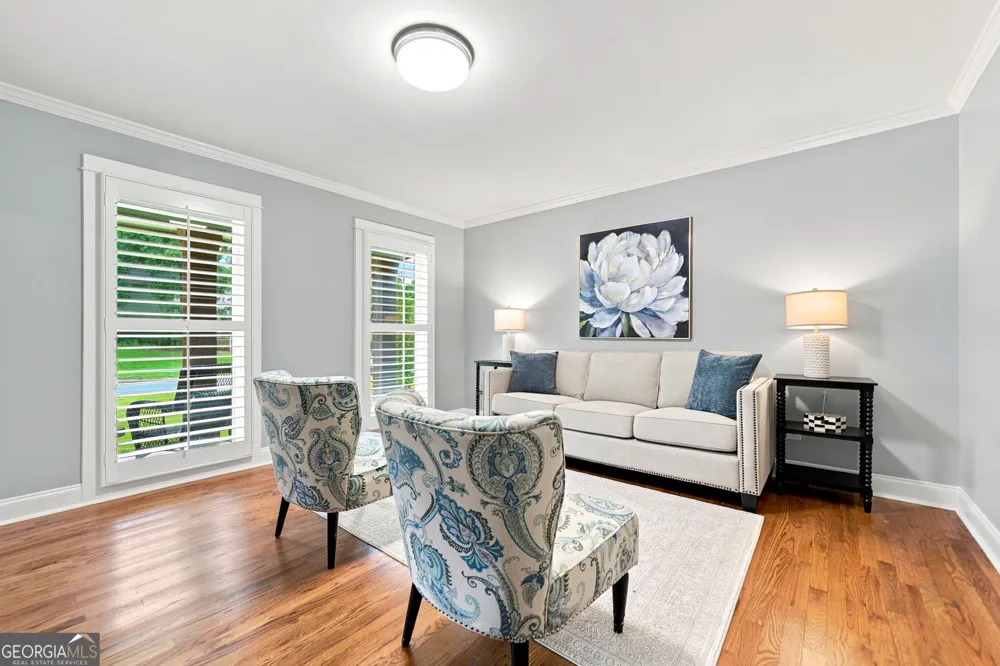 265 Carriage Station CIR Roswell, GA 30075