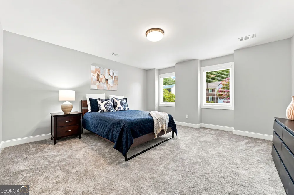 265 Carriage Station CIR Roswell, GA 30075