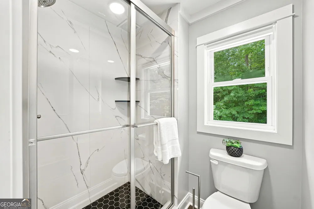 265 Carriage Station CIR Roswell, GA 30075