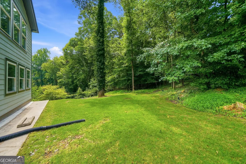 265 Carriage Station CIR Roswell, GA 30075
