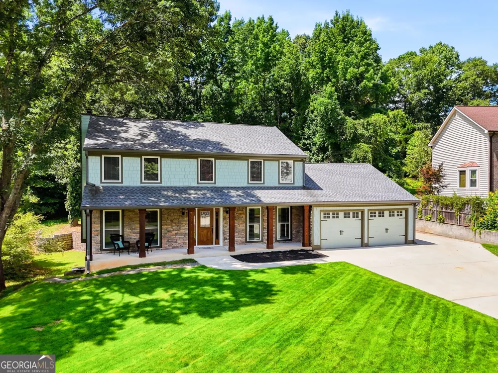265 Carriage Station CIR Roswell, GA 30075