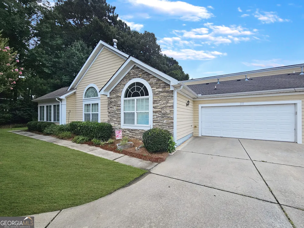 255 Rehobeth WAY Fayetteville, GA 30214