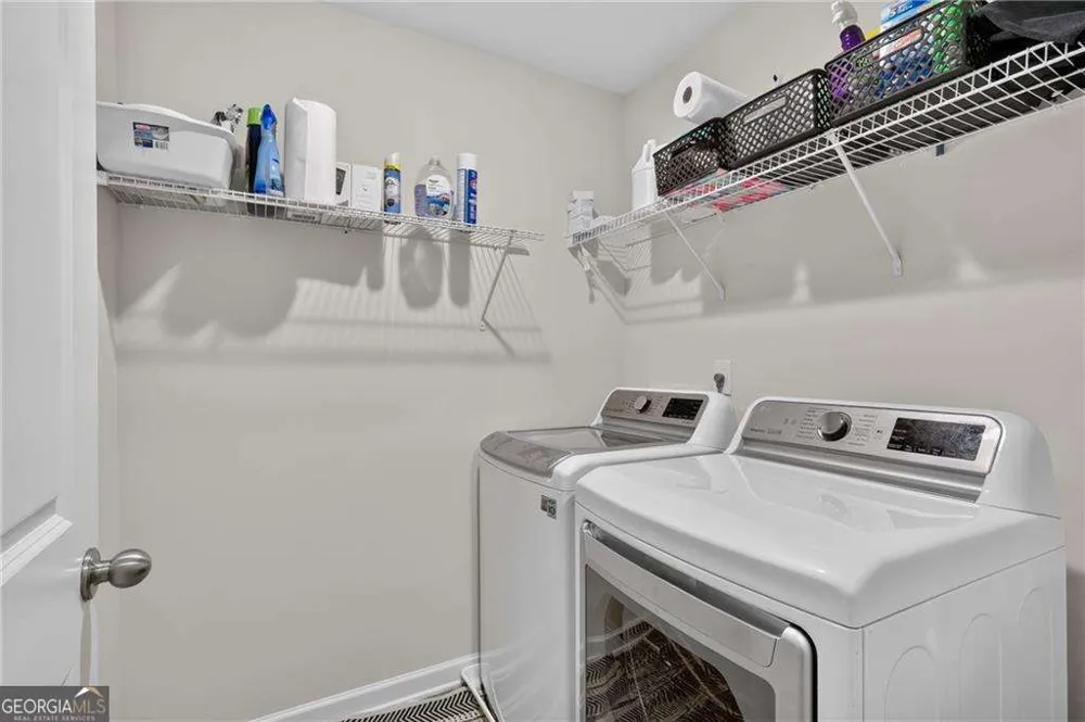 4711 Fairfax DR Oakwood, GA 30566