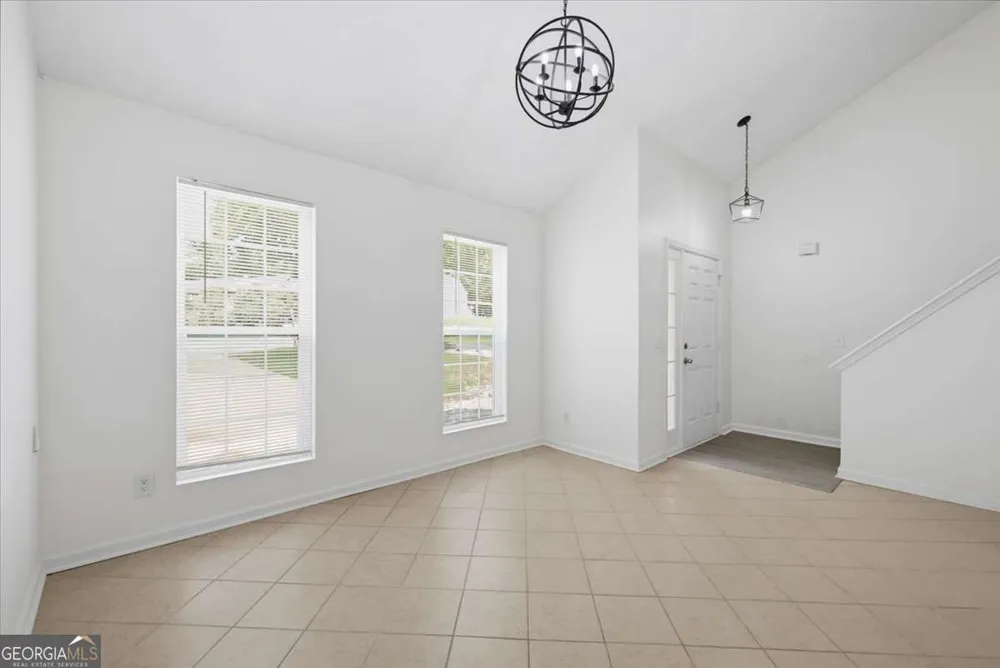 1324 Hollenbeck LN Riverdale, GA 30296