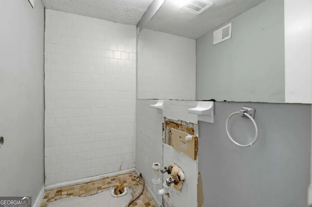 1614 Devon CT Stone Mountain, GA 30088