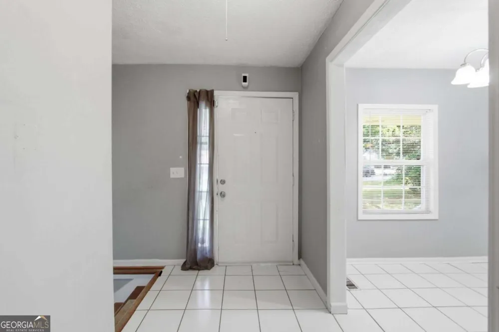 1614 Devon CT Stone Mountain, GA 30088
