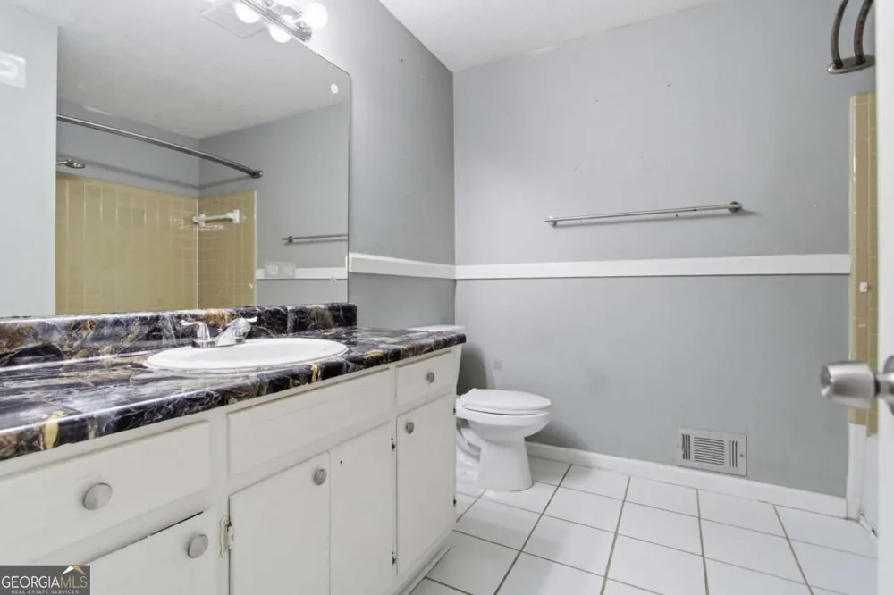 1614 Devon CT Stone Mountain, GA 30088