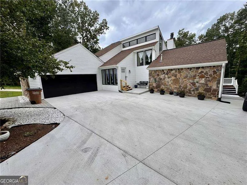 4205 Loftwood DR Cohutta, GA 30710
