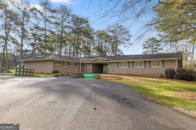 4205 Loftwood DR Cohutta, GA 30710