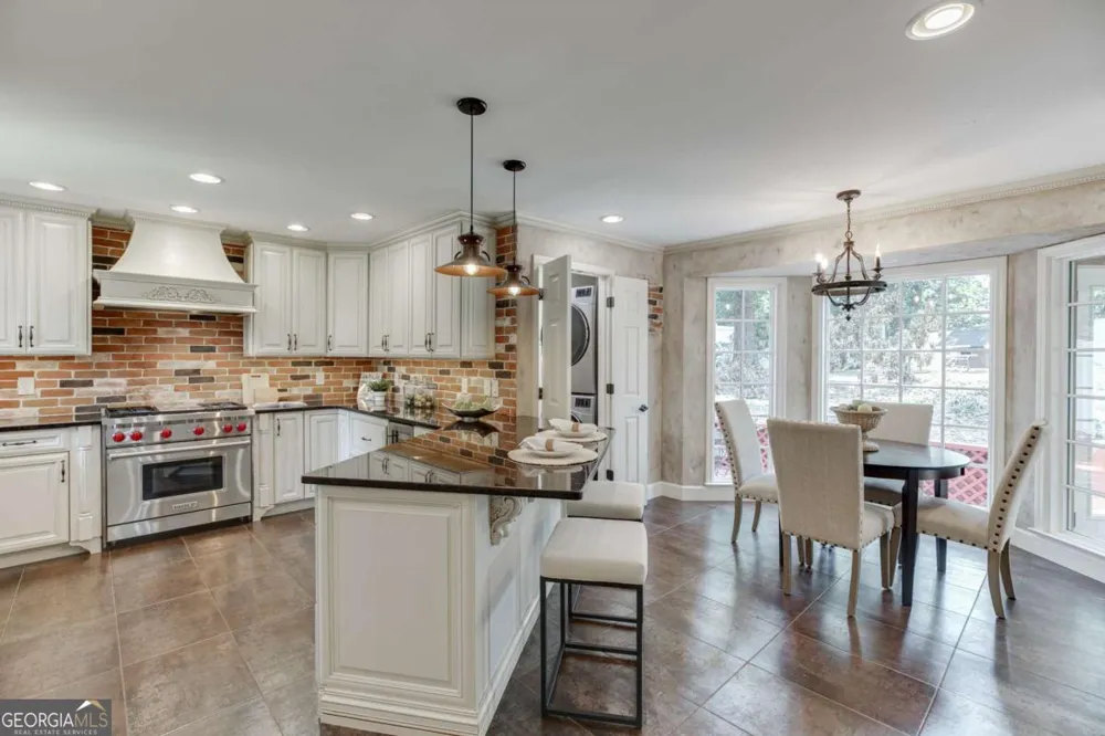 315 Derby Ridge TRCE Roswell, GA 30075