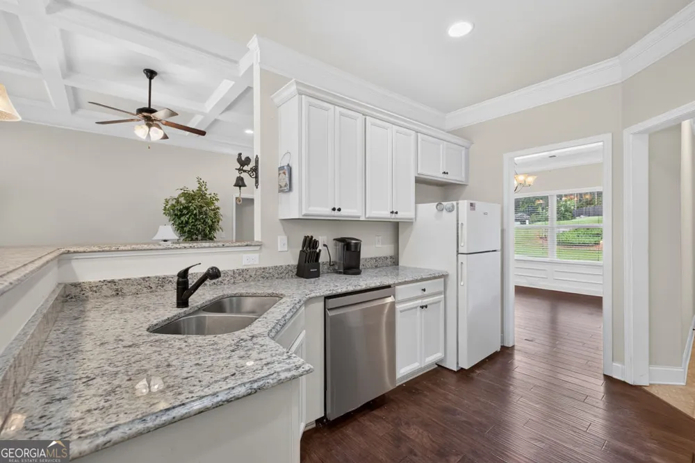 2854 Shadowstone WAY Winder, GA 30680