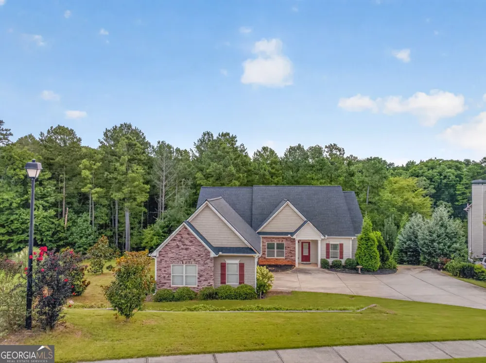 2854 Shadowstone WAY Winder, GA 30680