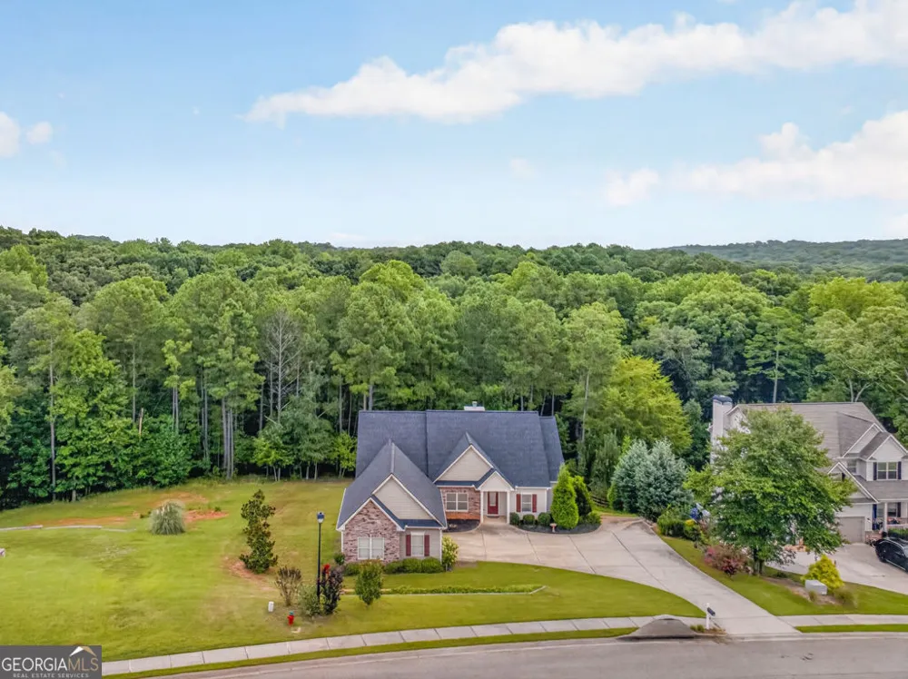2854 Shadowstone WAY Winder, GA 30680