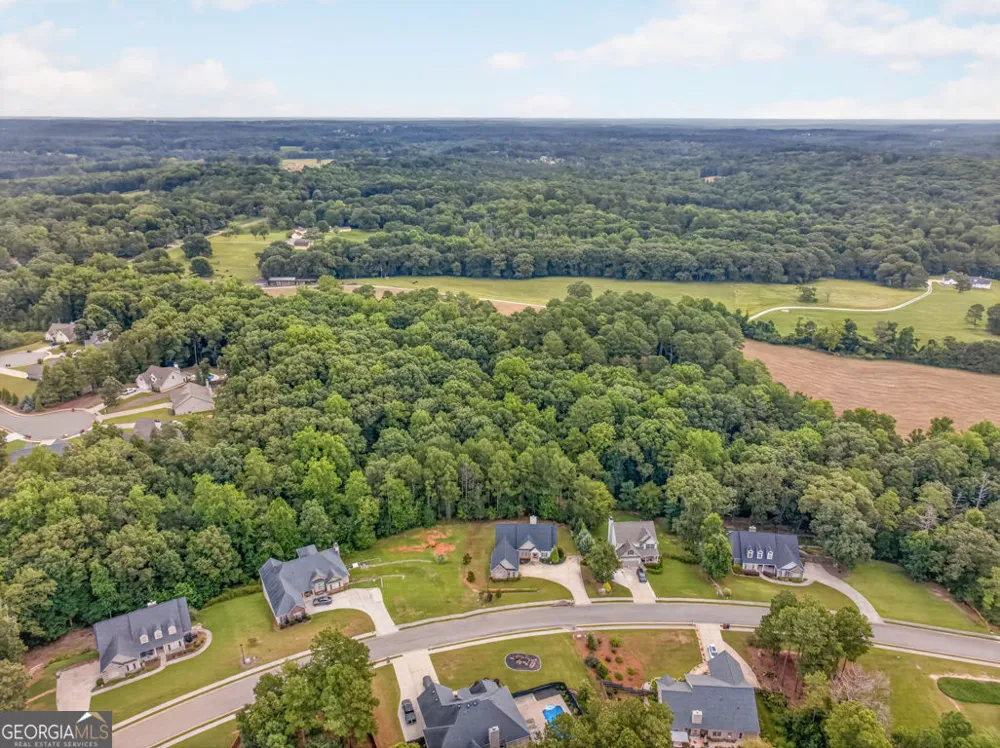 2854 Shadowstone WAY Winder, GA 30680