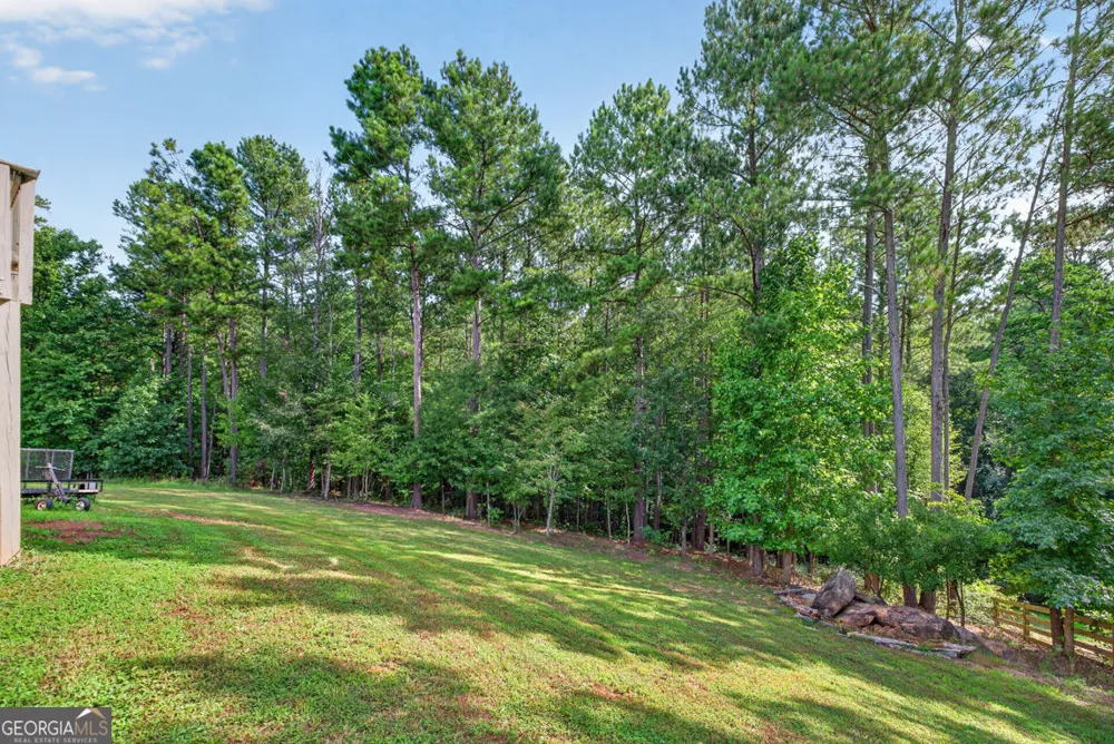 2854 Shadowstone WAY Winder, GA 30680