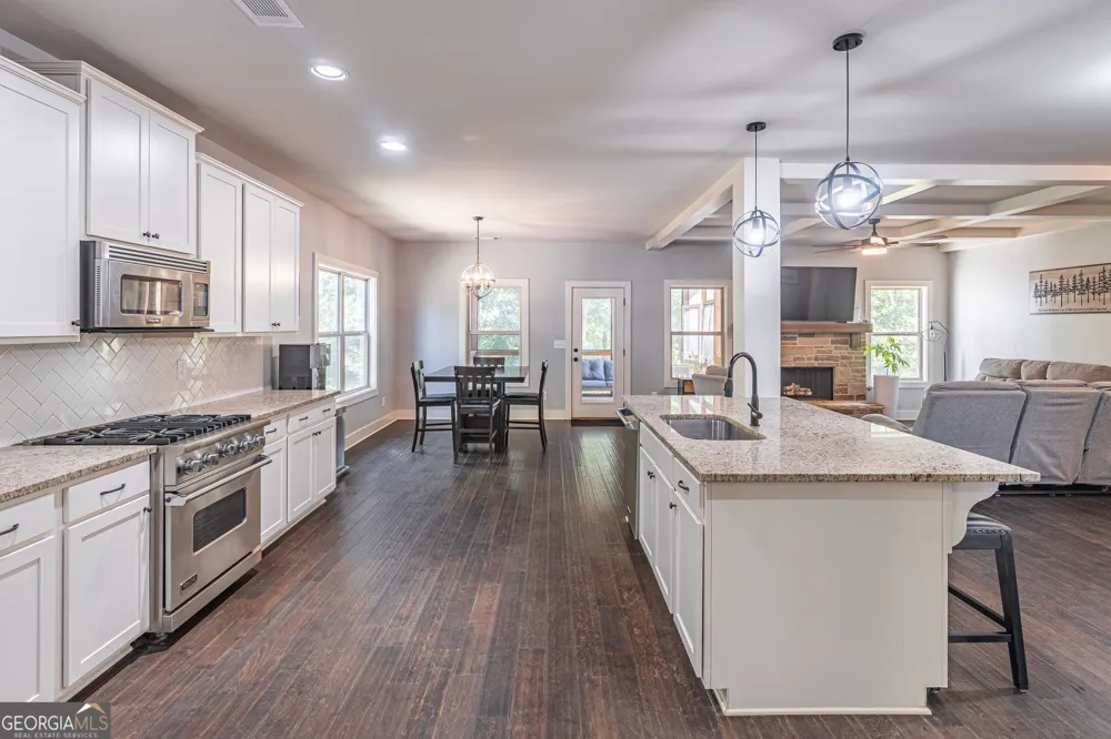 1221 Shiva BLVD Winder, GA 30680