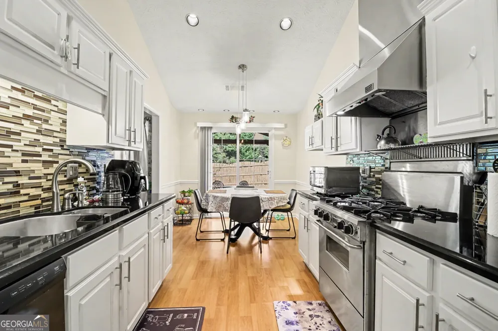 2010 Nichols Landing WAY Dacula, GA 30019