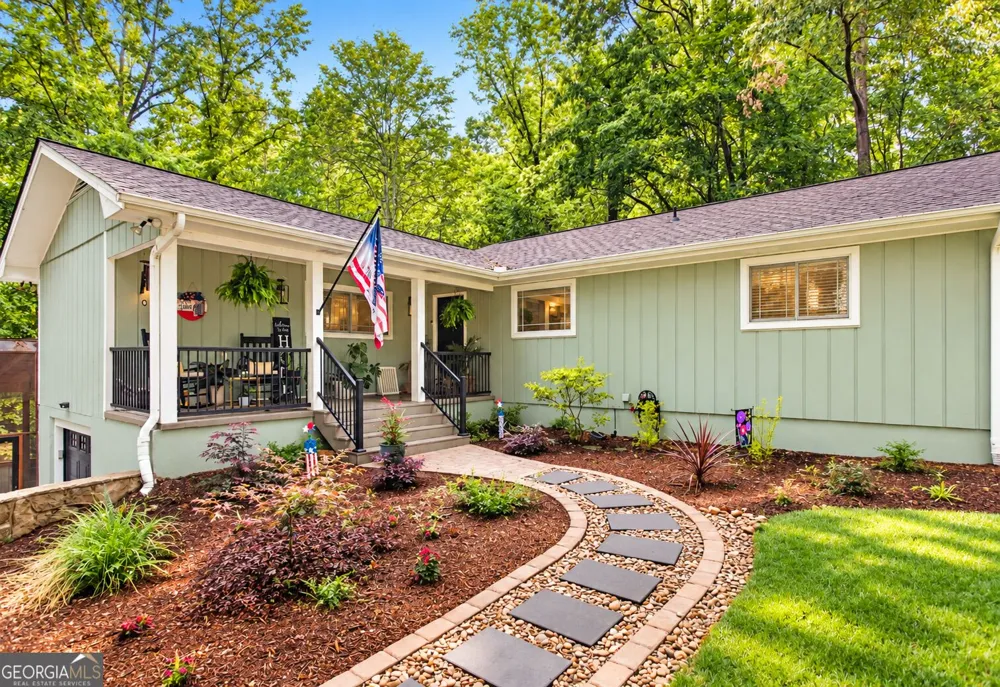 103 Pineneedle DR Westminster, SC 29693