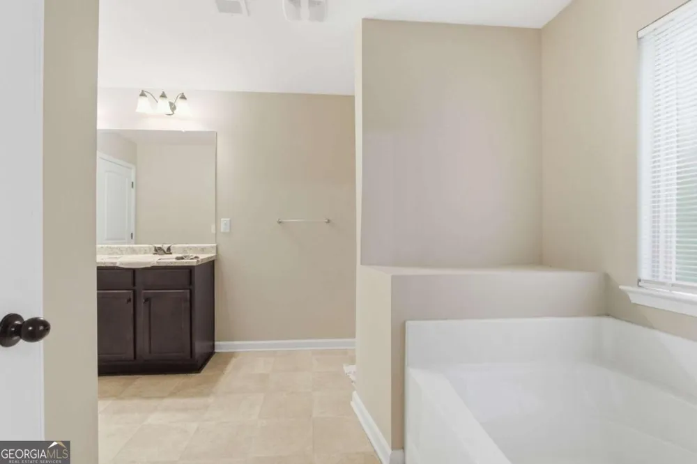 5558 Union Pointe PL Union City, GA 30291