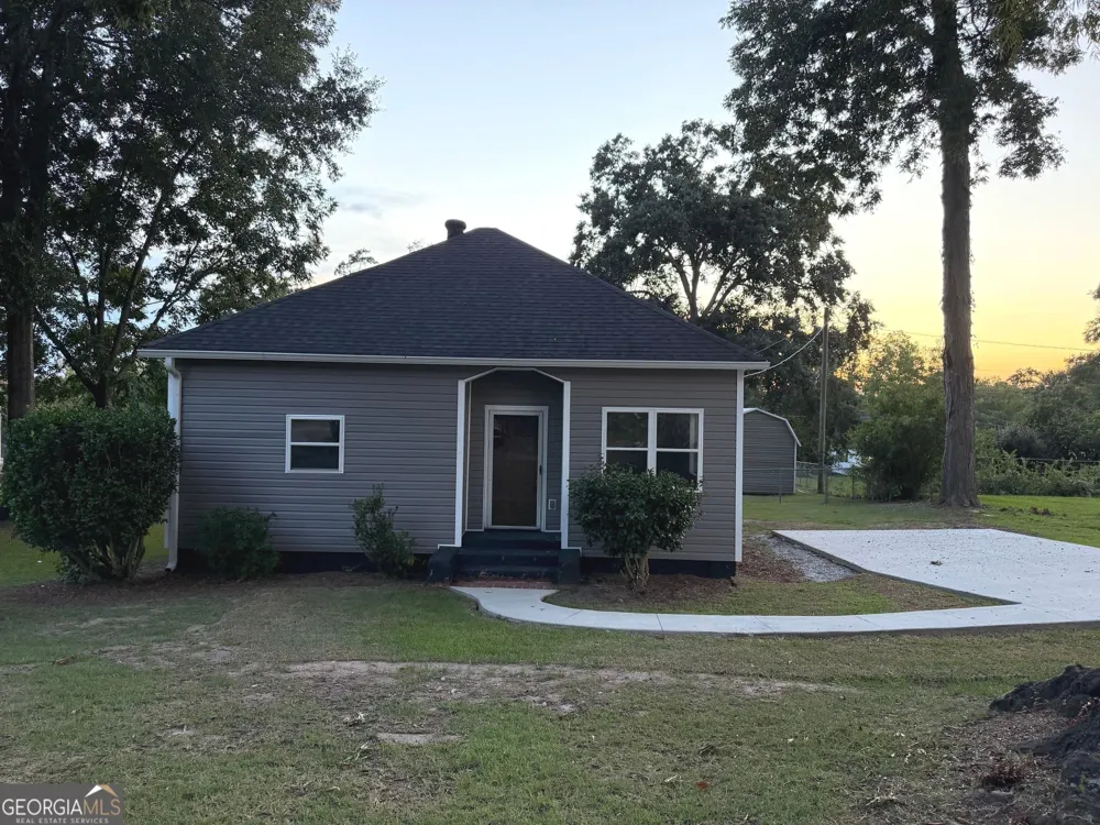 3303 21st AVE Valley, AL 36854
