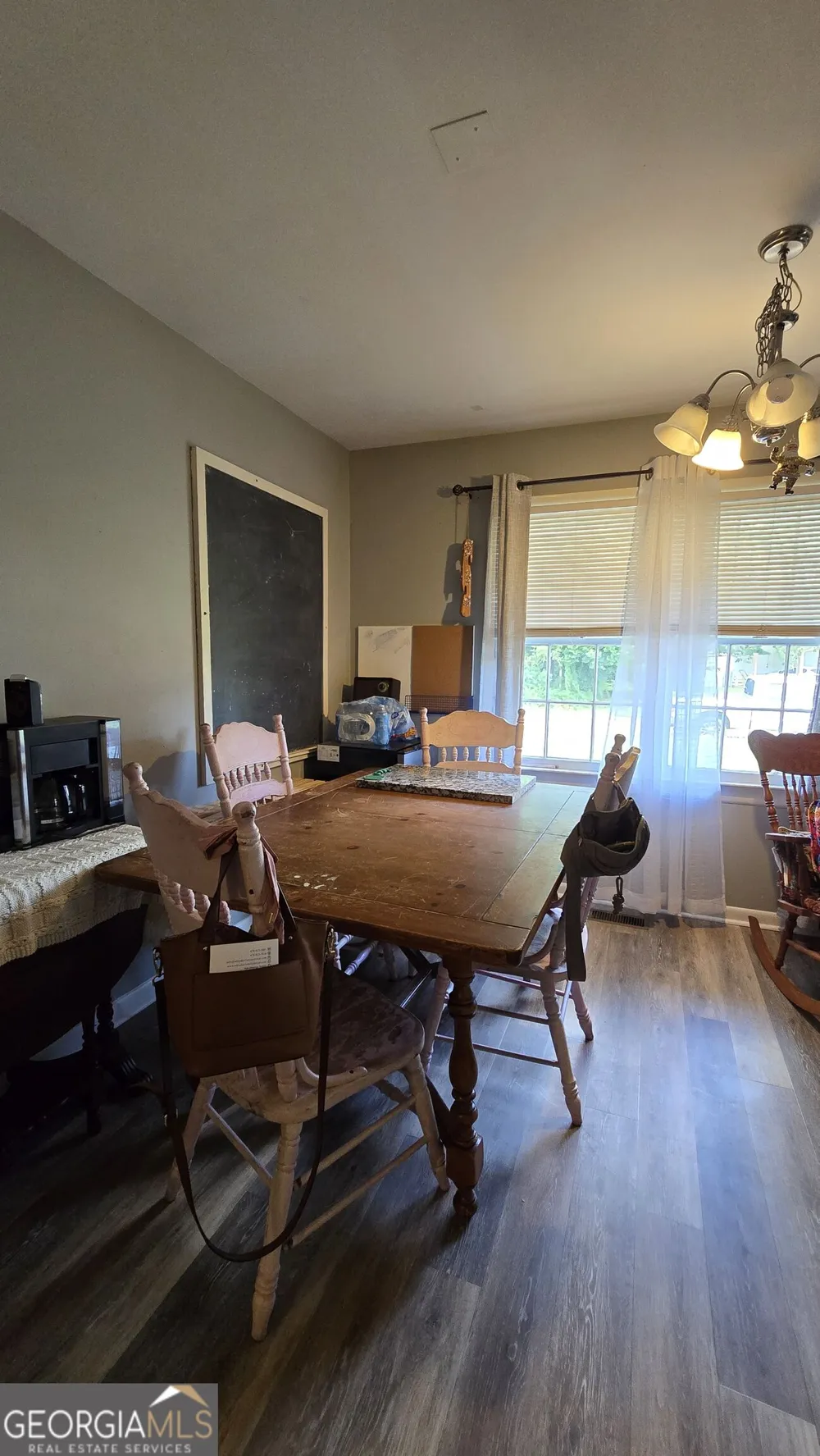 223 Meadowridge DR Warner Robins, GA 31093