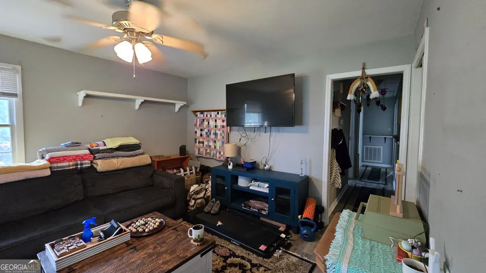 223 Meadowridge DR Warner Robins, GA 31093