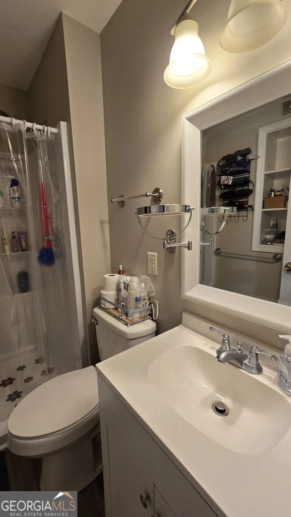 223 Meadowridge DR Warner Robins, GA 31093