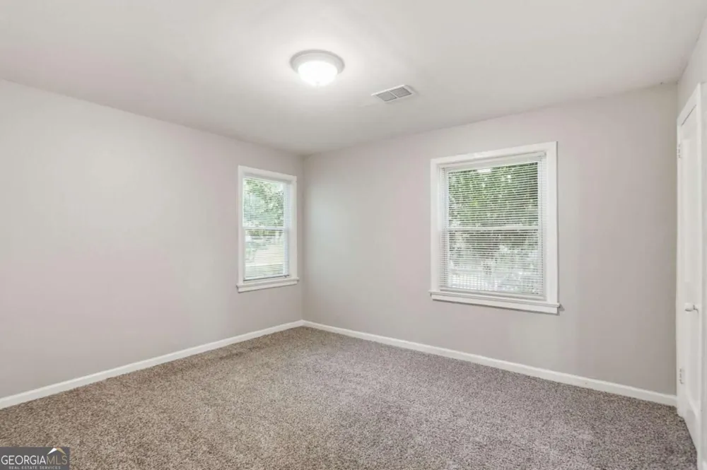 1800 Oakmont DR NW Atlanta, GA 30314