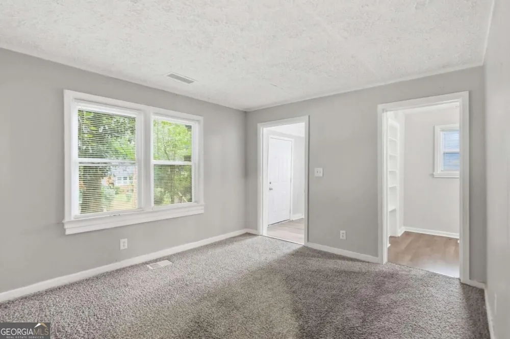 1800 Oakmont DR NW Atlanta, GA 30314