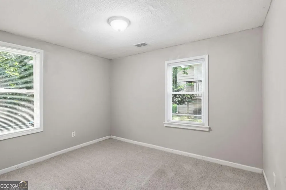 1800 Oakmont DR NW Atlanta, GA 30314