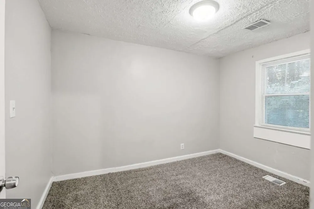 1800 Oakmont DR NW Atlanta, GA 30314