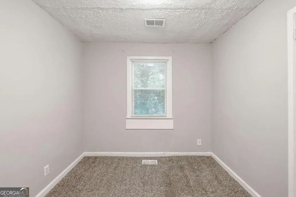 1800 Oakmont DR NW Atlanta, GA 30314