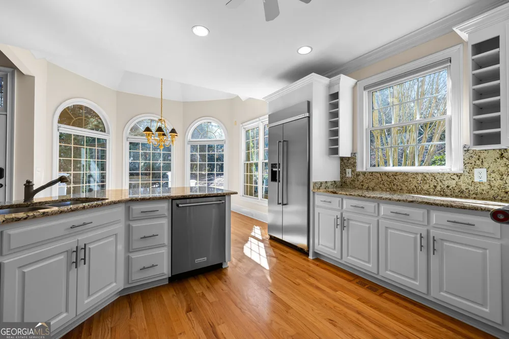 322 Loring LN Peachtree City, GA 30269