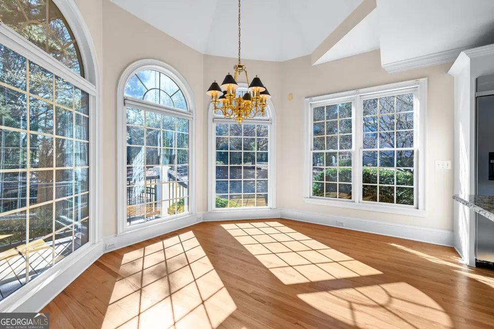 322 Loring LN Peachtree City, GA 30269