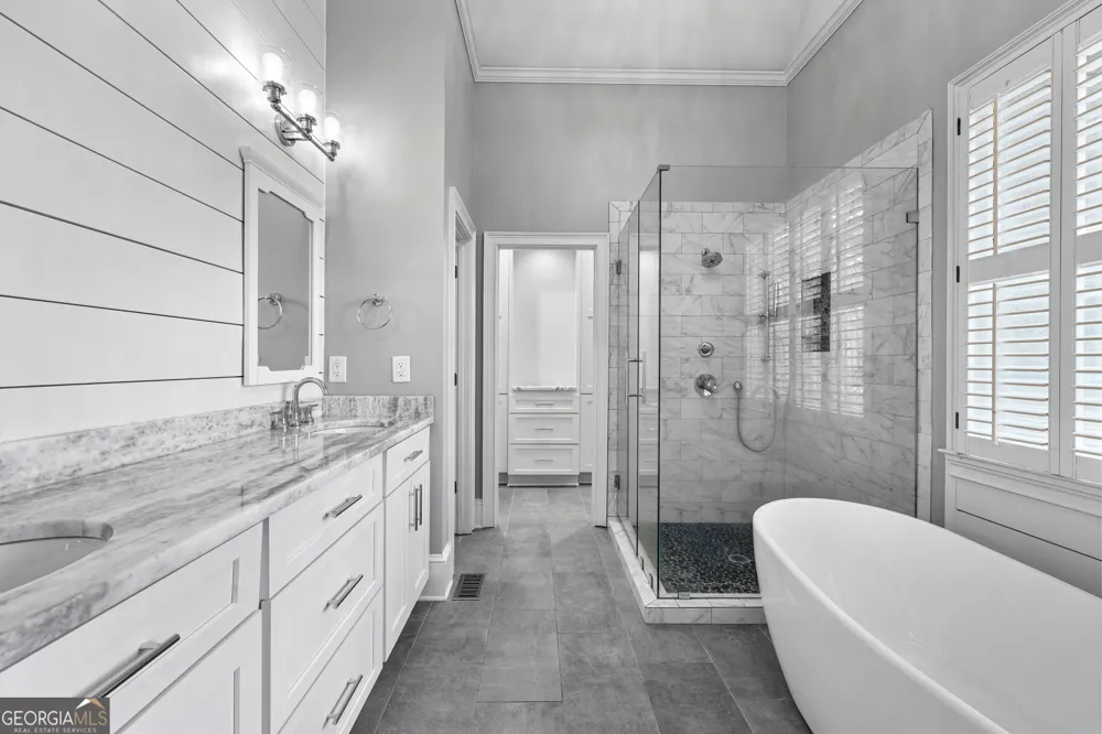 322 Loring LN Peachtree City, GA 30269