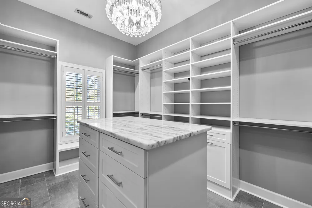 322 Loring LN Peachtree City, GA 30269