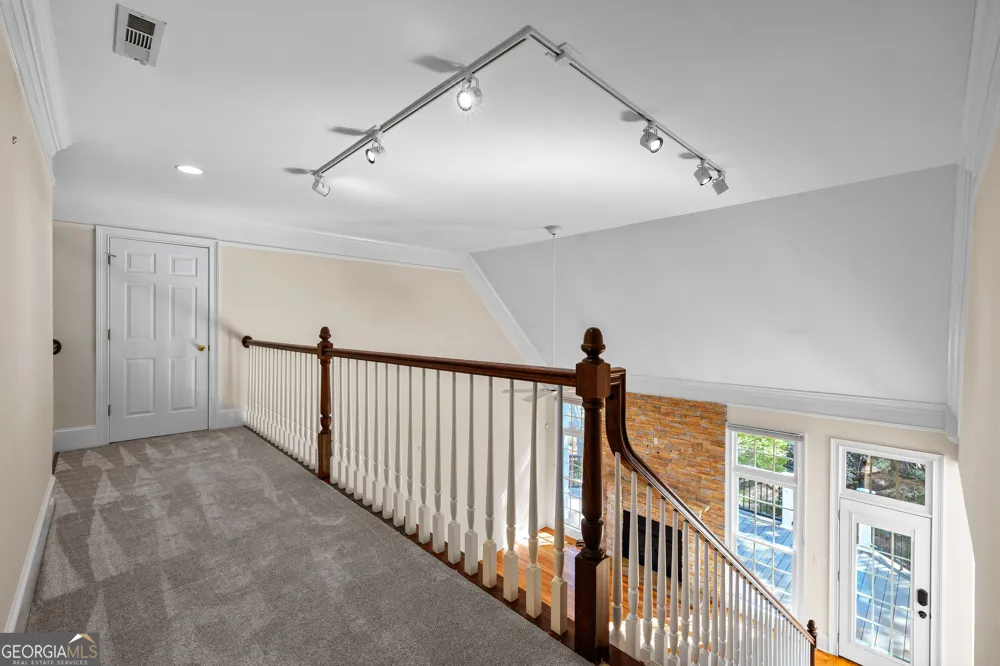 322 Loring LN Peachtree City, GA 30269