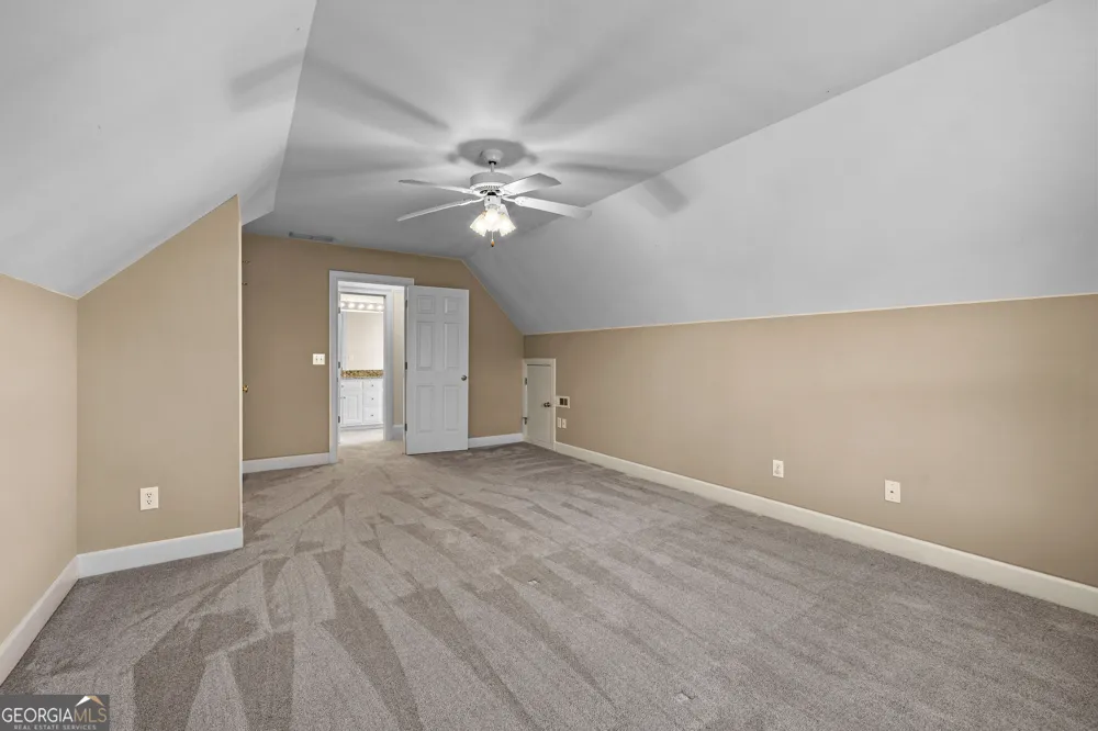322 Loring LN Peachtree City, GA 30269