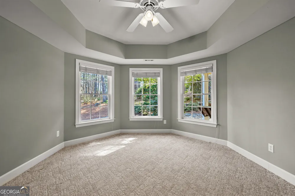 322 Loring LN Peachtree City, GA 30269
