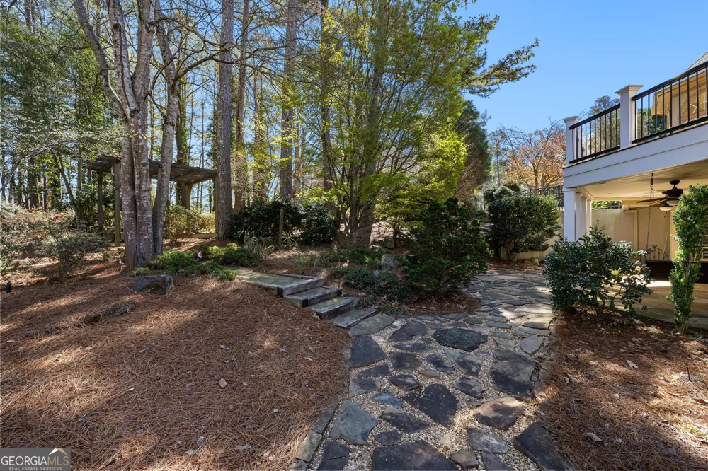 322 Loring LN Peachtree City, GA 30269