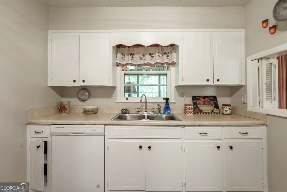 2781 Ike Stone RD Monroe, GA 30656