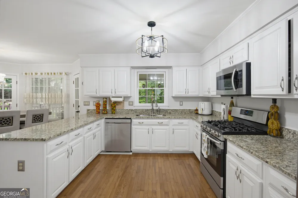 1810 Habersham TRCE Cumming, GA 30041