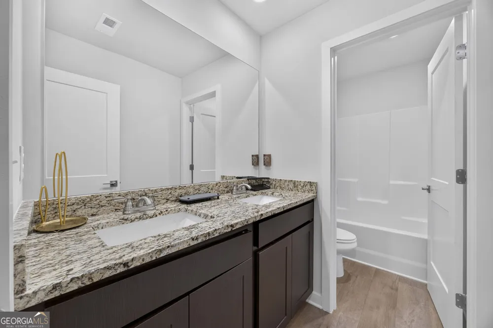 244 Overlook RD Covington, GA 30014