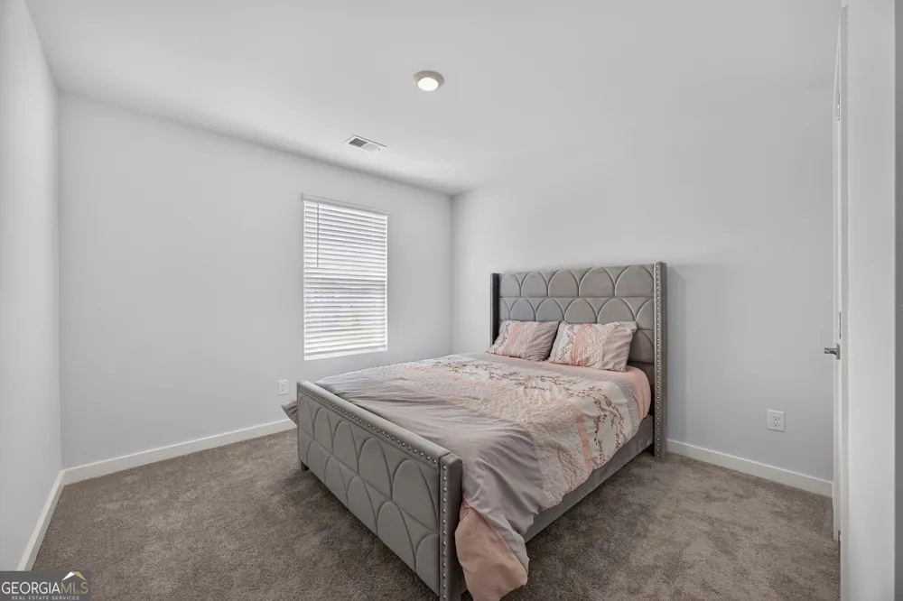 244 Overlook RD Covington, GA 30014