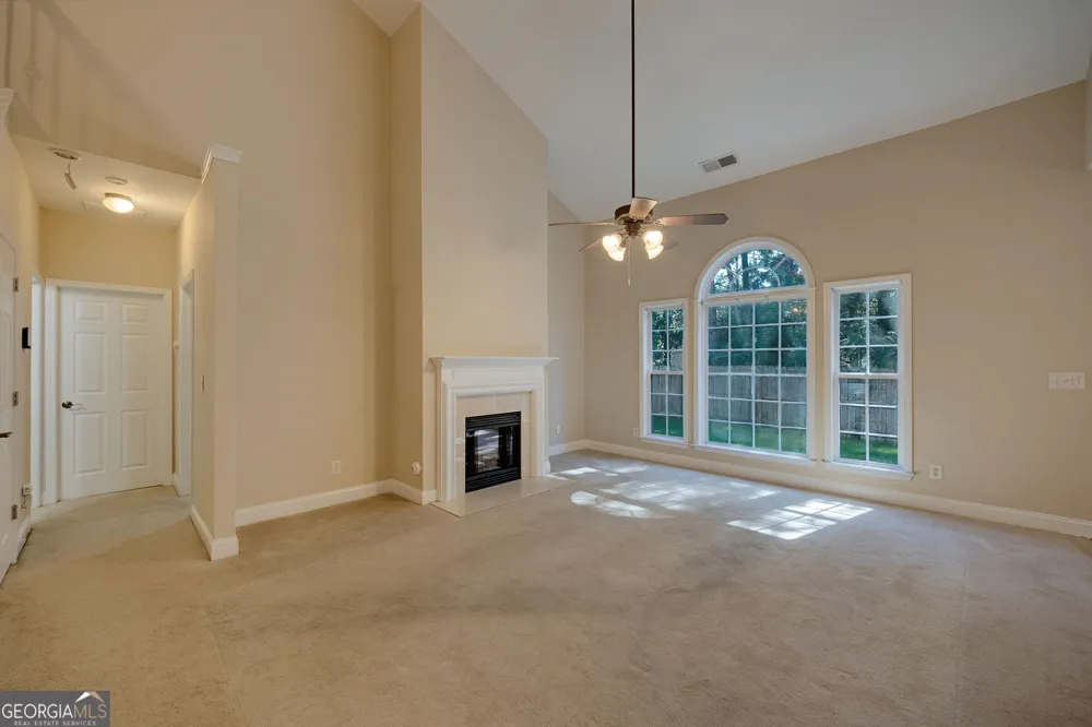 560 Roland Manor DR Dacula, GA 30019