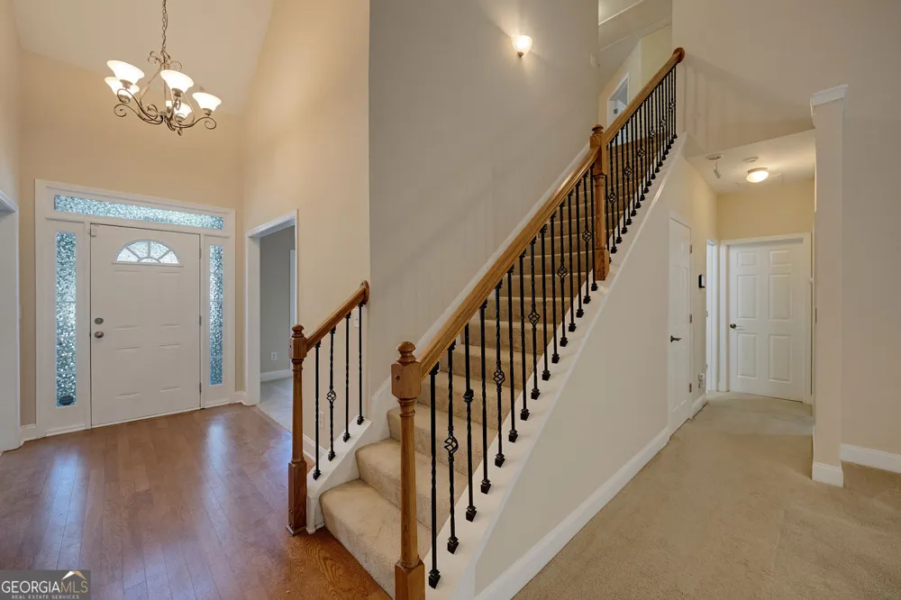 560 Roland Manor DR Dacula, GA 30019